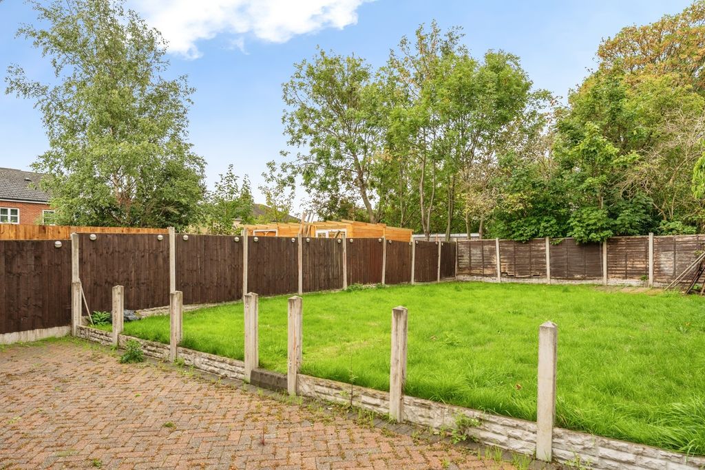 Property photo 2 of 17 Pbox-Img.Jpg