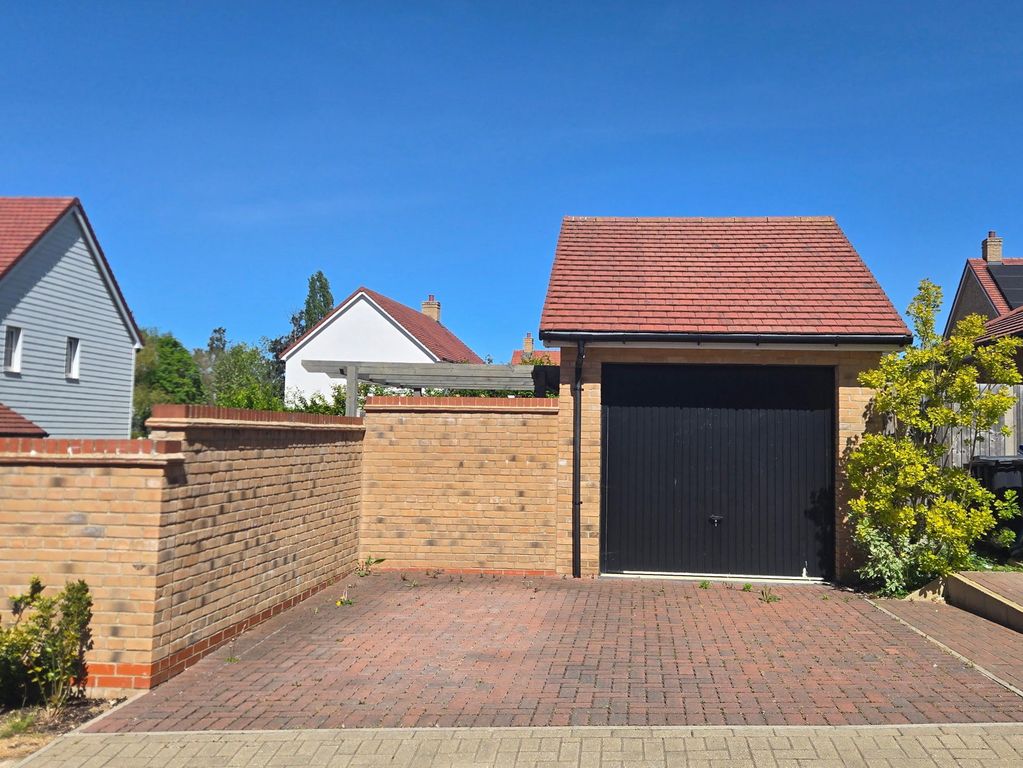Property photo 2 of 22