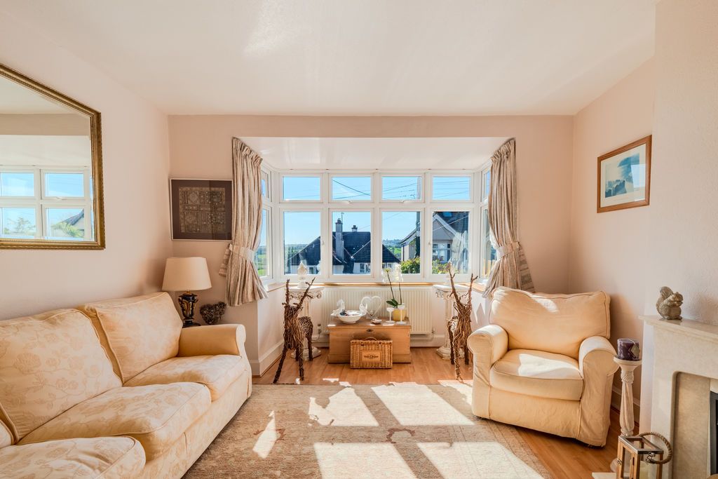 Property photo 3 of 22 Photo 16