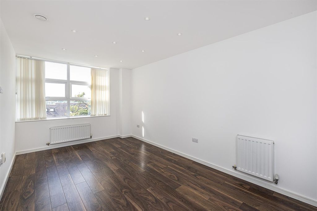 Property photo 2 of 10 Dsc_2331.Jpg