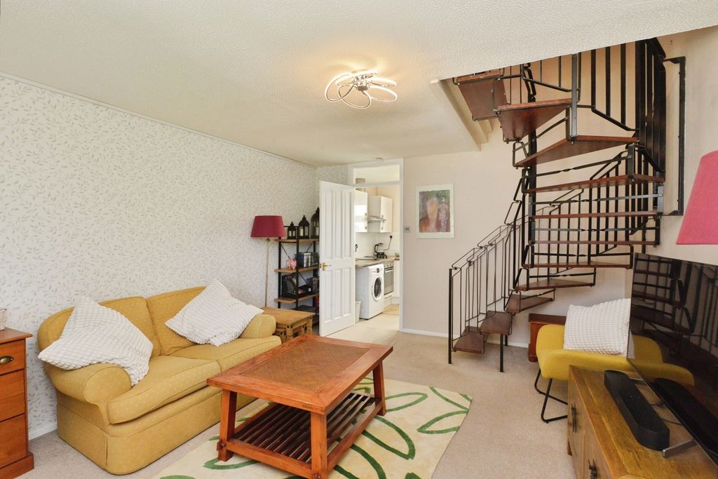 Property photo 2 of 15 Pbox-Img.Jpg