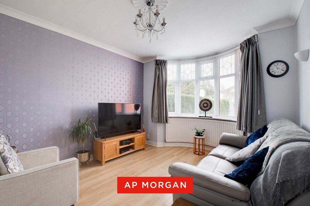 Property photo 2 of 24 Picture No. 33