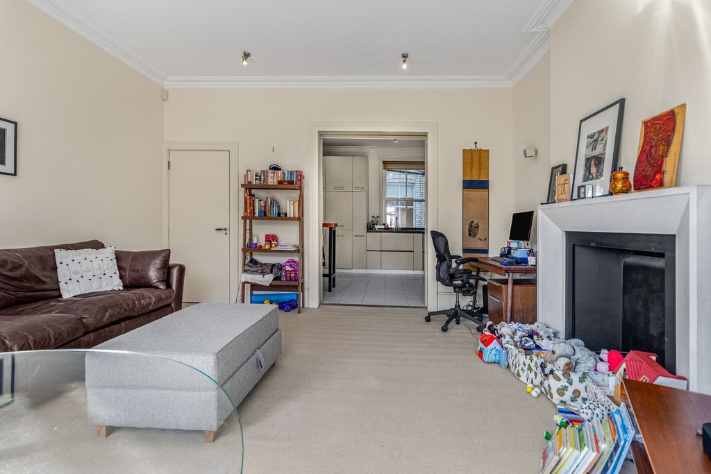 Property photo 2 of 12 Picture No. 08