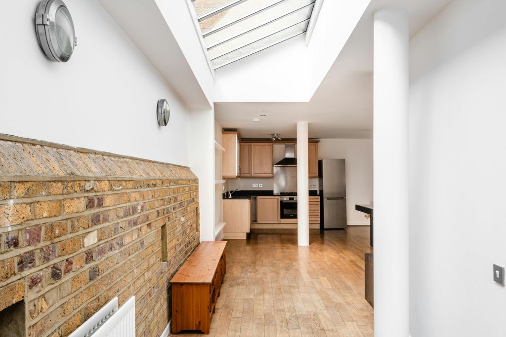 Property photo 3 of 27 Woodseer St 28 F3 - 6.Jpg