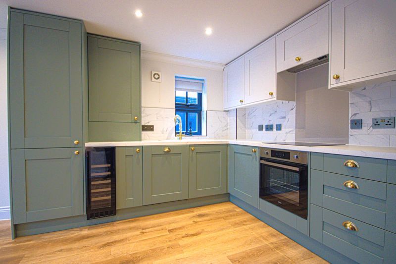 Property photo 2 of 12 Photo 15