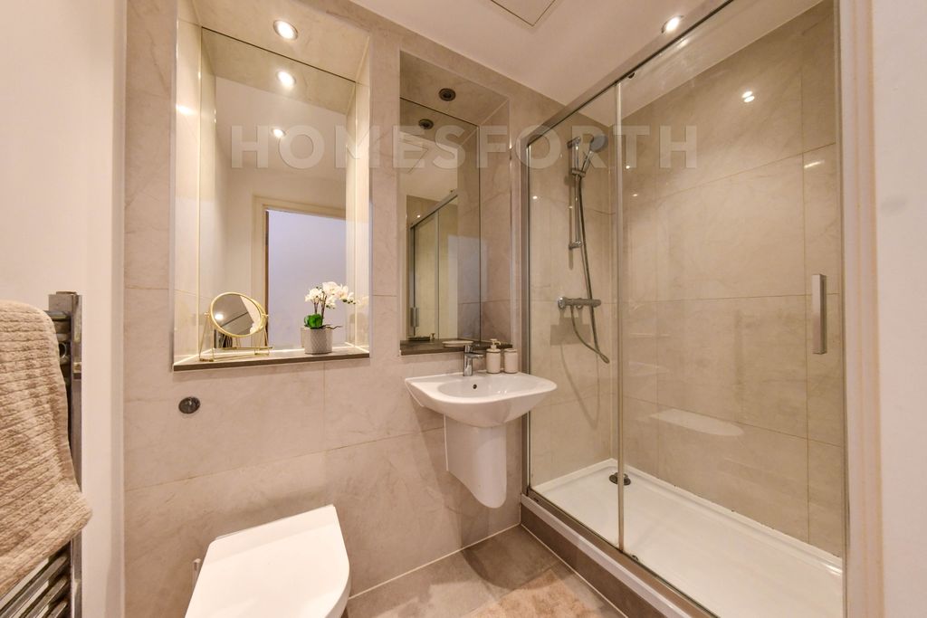 Property photo 3 of 18 Photo 7