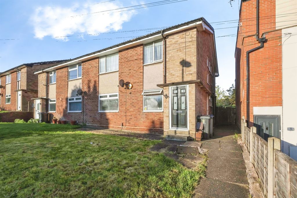 Property photo 3 of 15