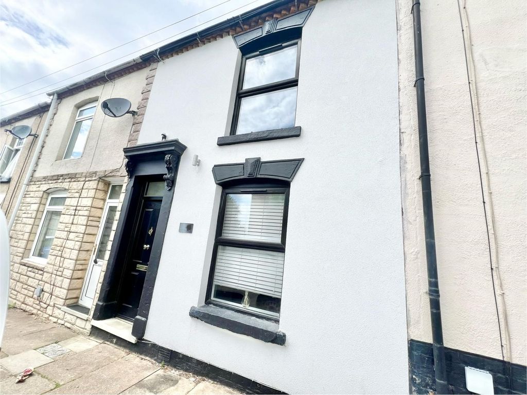 Property photo 1 of 11 Image