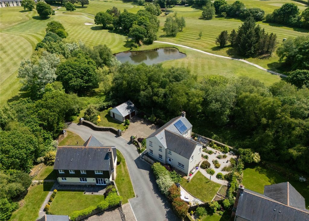 Property photo 2 of 19 Aerial