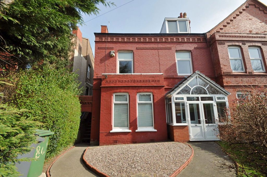 Property photo 1 of 28