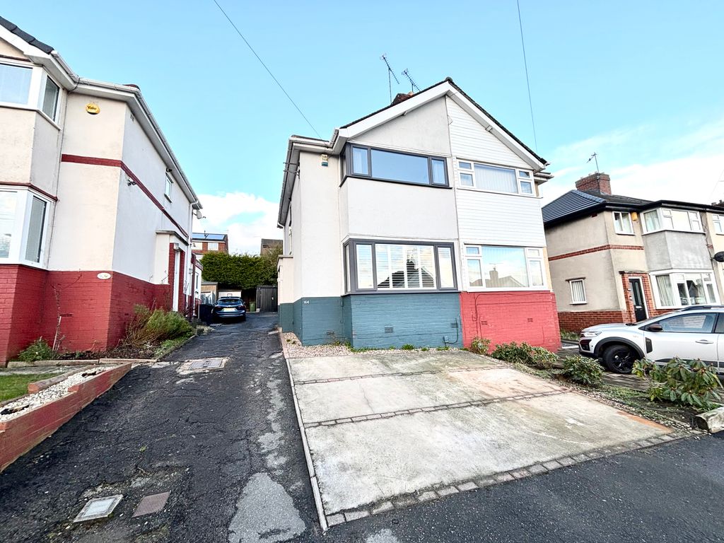 Property photo 1 of 13