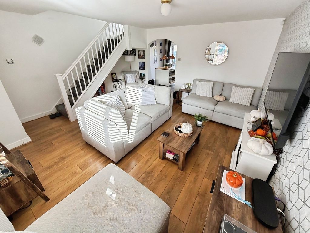 Property photo 3 of 17 Picture No. 08