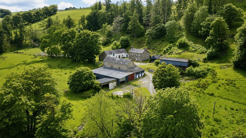 Property photo 1 of 39 Cwm Canol Farm.Png