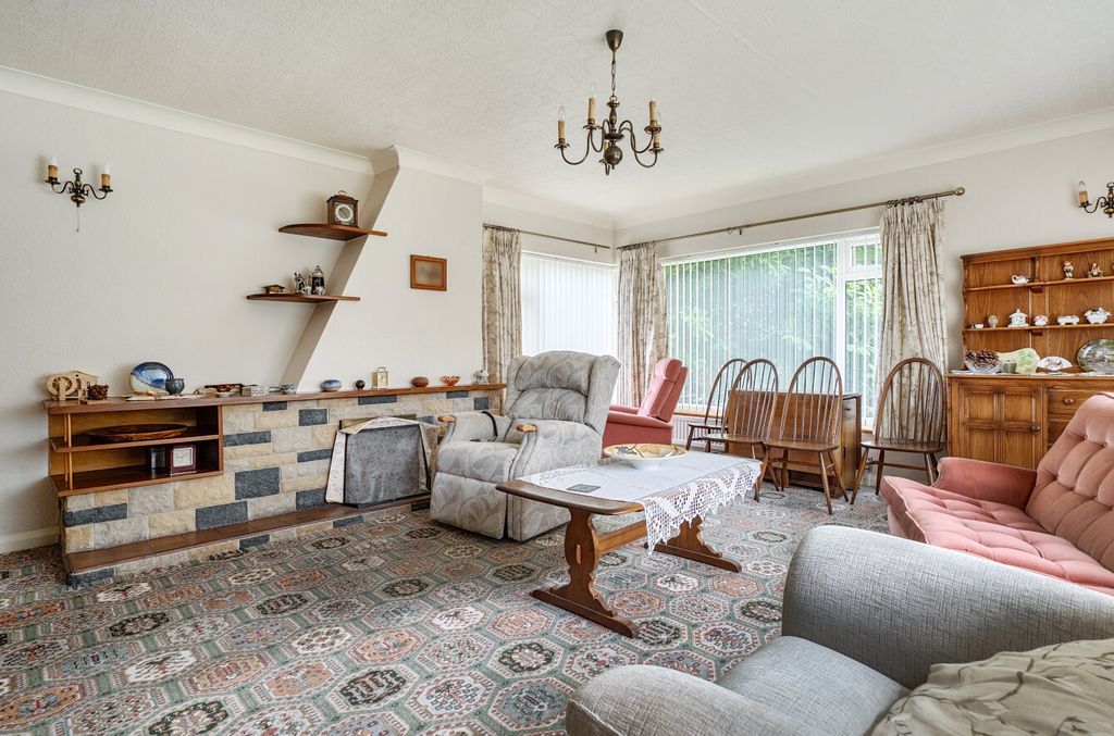 Property photo 2 of 24 1481719-8-6A42B87...