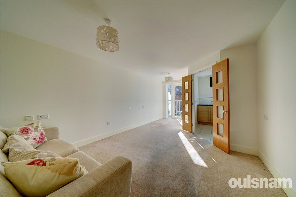 Property photo 3 of 22 Picture No. 07