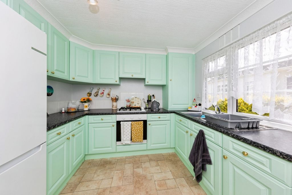 Property photo 2 of 20 Pbox-Img.Jpg