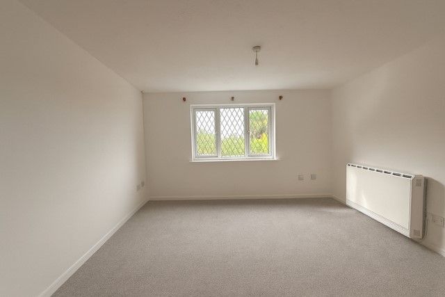 Property photo 3 of 6 Image