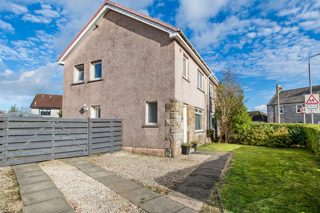 Property photo 2 of 26 1.1