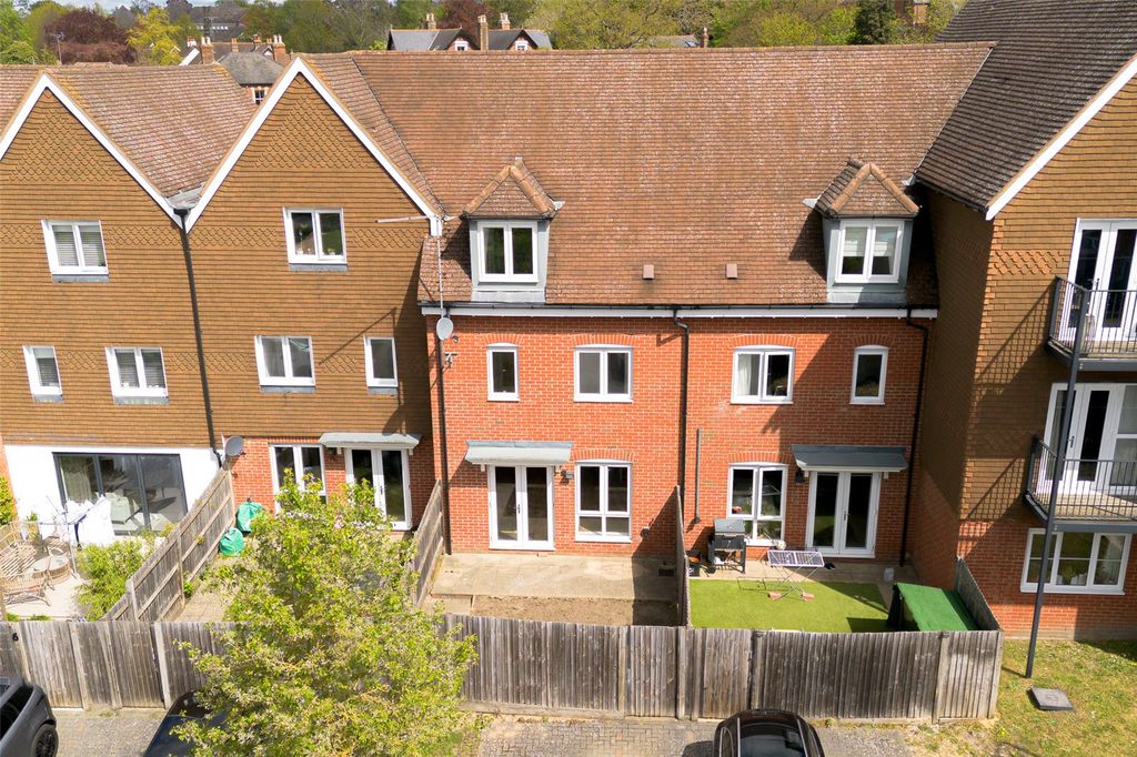 Property photo 2 of 22 Picture No. 01