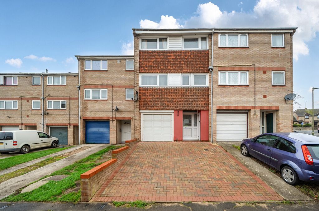 Property photo 1 of 15 Front