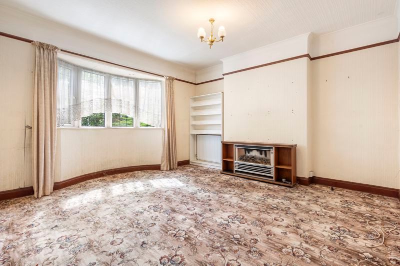Property photo 3 of 18 15 Hilary Road