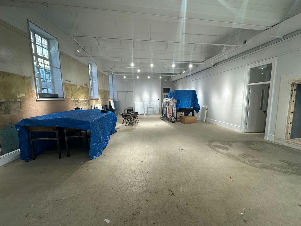 Property photo 3 of 4 Paragon 1.Jpg