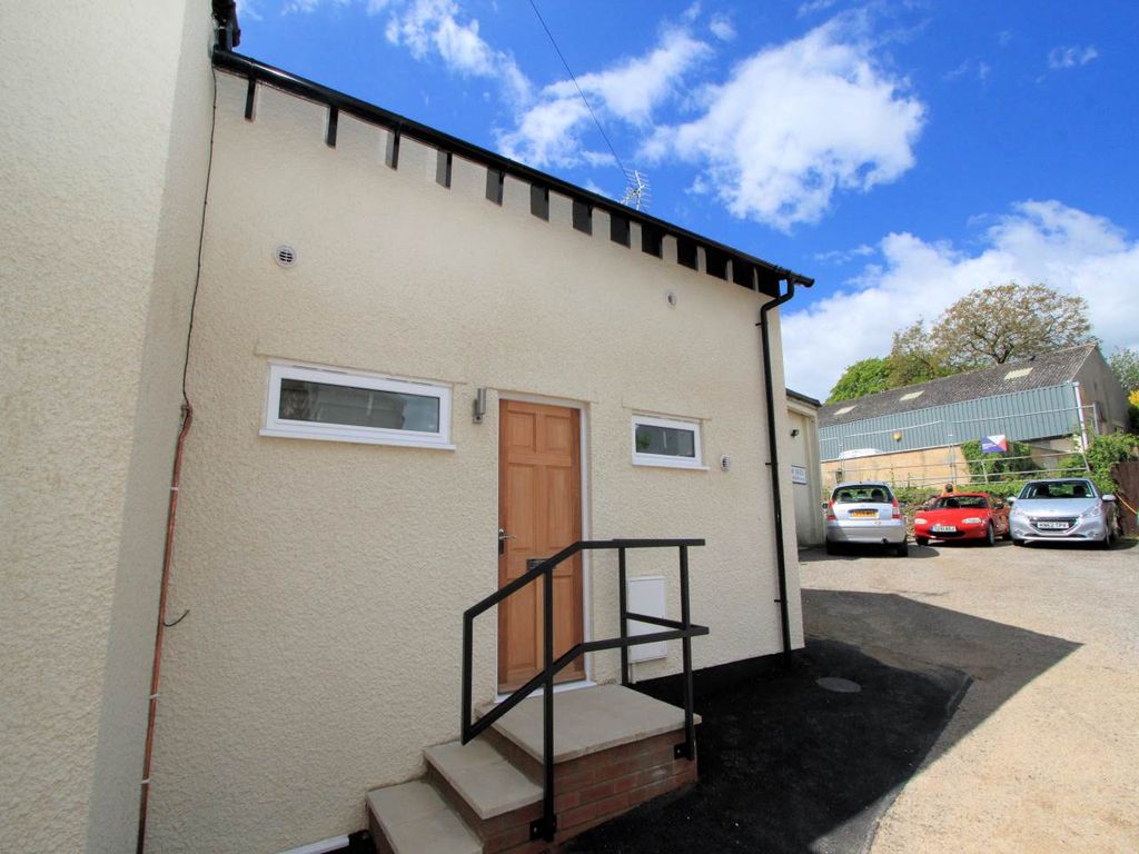 Property photo 3 of 10 Img_0870