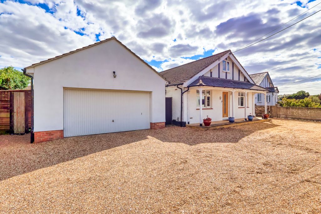 Property photo 1 of 17 Picture No. 01