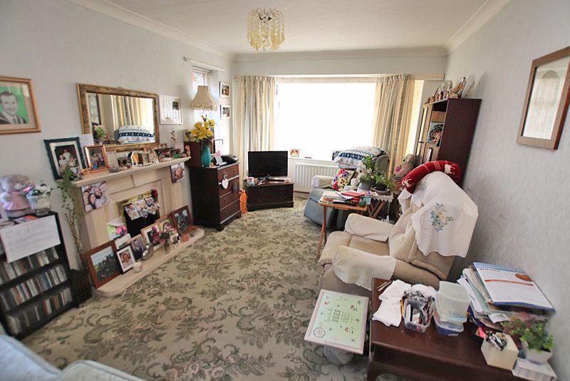 Property photo 2 of 10 Lounge