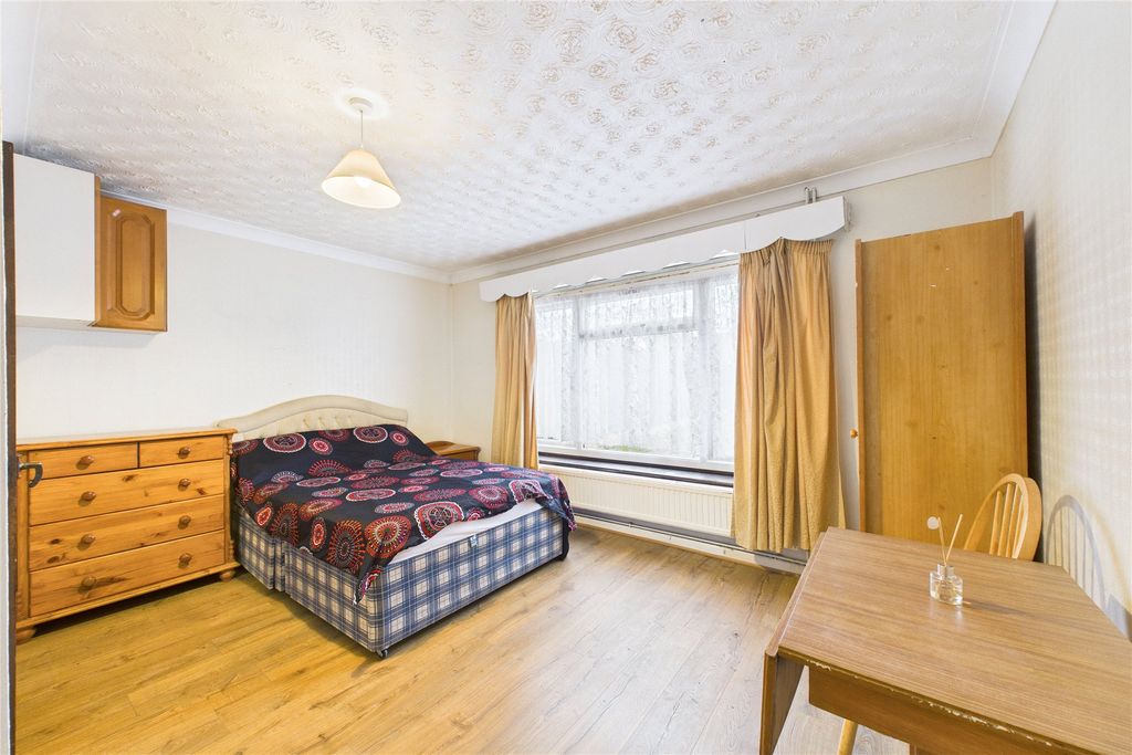 Property photo 1 of 6 Picture No. 03