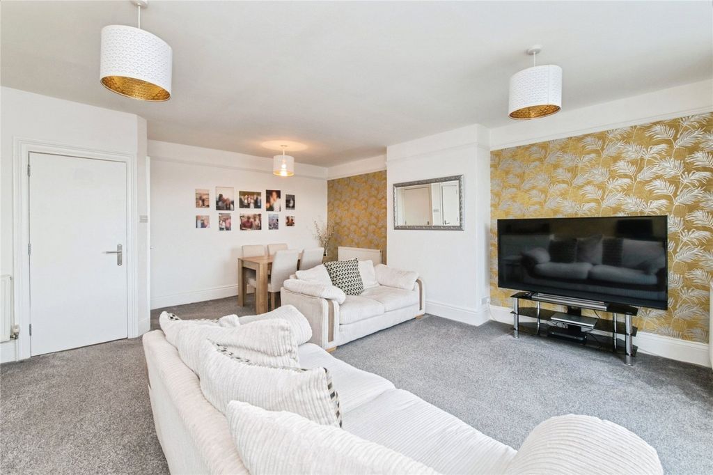 Property photo 1 of 17 Picture No. 20