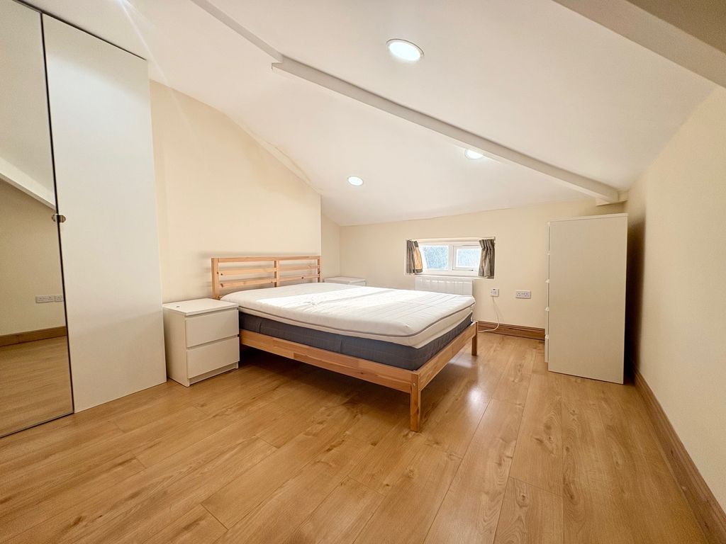 Property photo 1 of 5 View