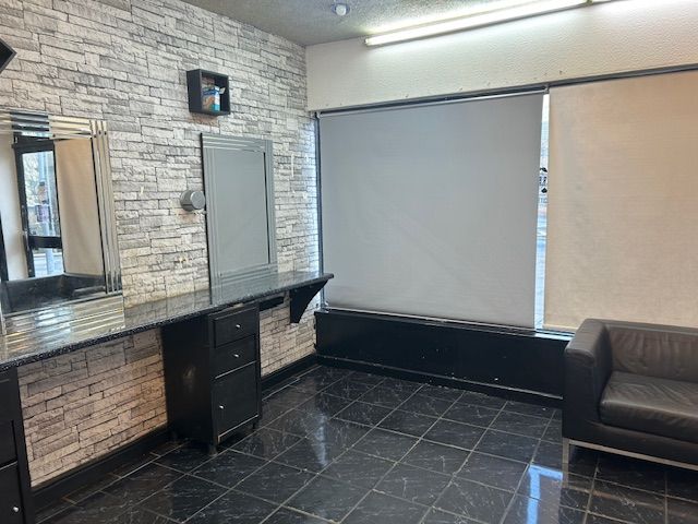 Property photo 3 of 3