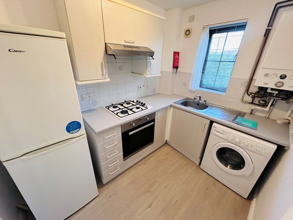 Property photo 2 of 5