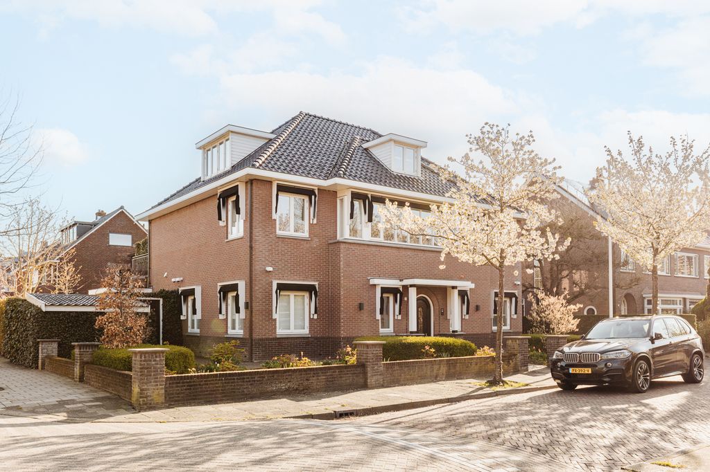 Property photo 1 of 19