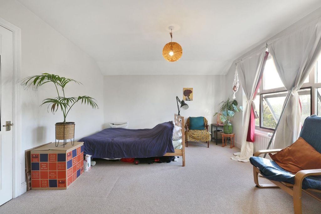 Property photo 2 of 14 Juzb300Q.Jpeg