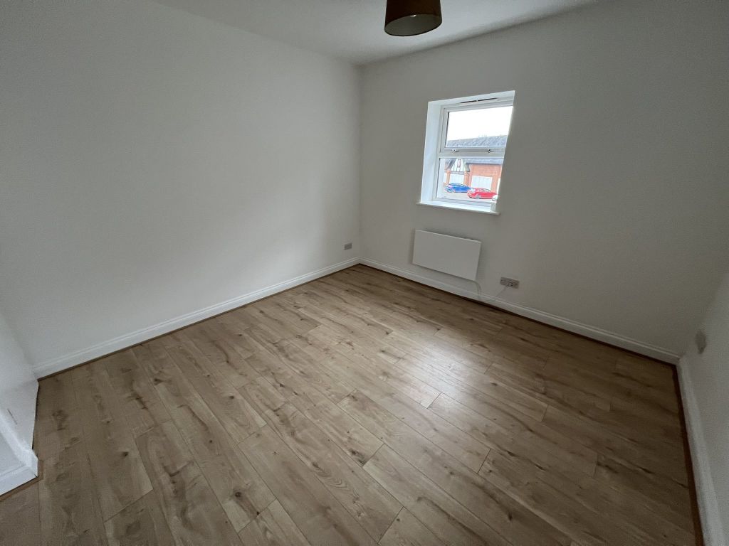Property photo 3 of 6 Img_3612