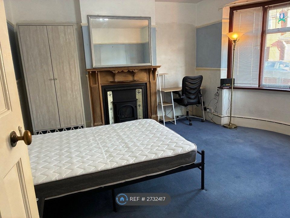 Property photo 1 of 5