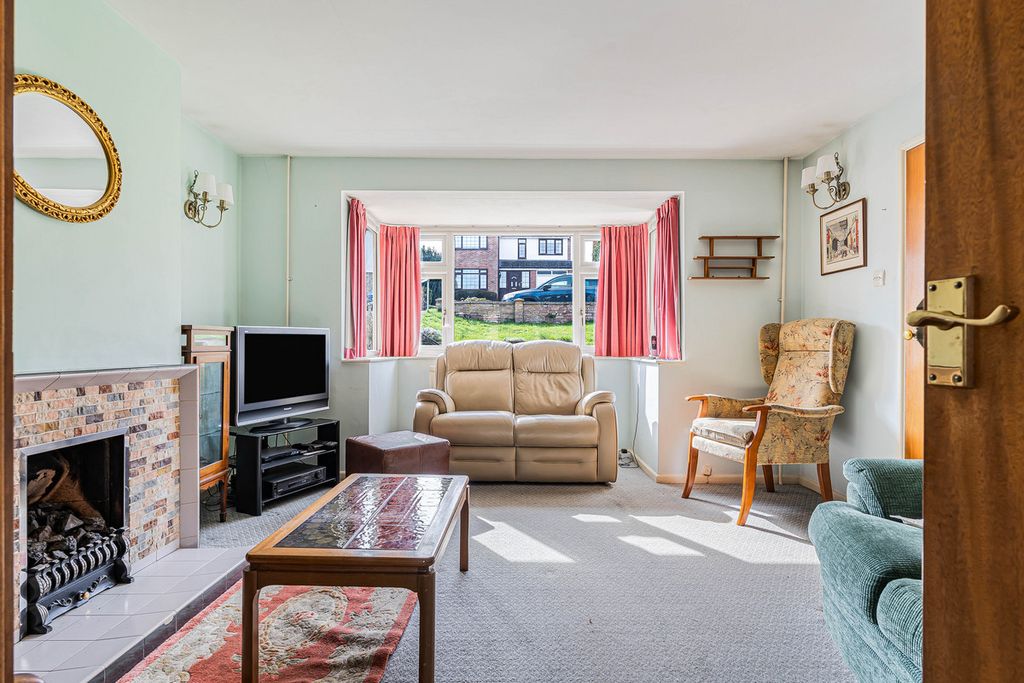 Property photo 2 of 19