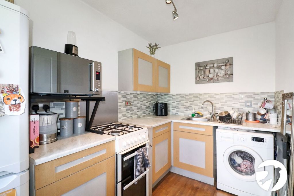 Property photo 3 of 10 Picture No. 10