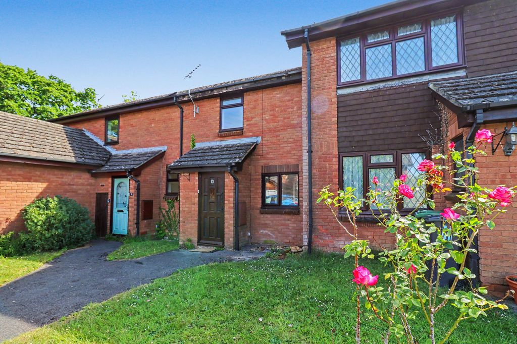 Property photo 1 of 9