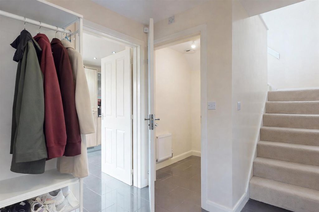 Property photo 2 of 22 94C0C545-00A3-4Ac4-Be8C-F8A73A7751Bd.Png