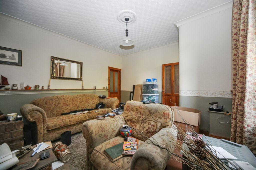 Property photo 3 of 16