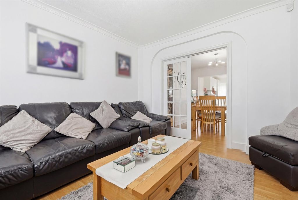 Property photo 3 of 21 009_Fxoh.Jpg