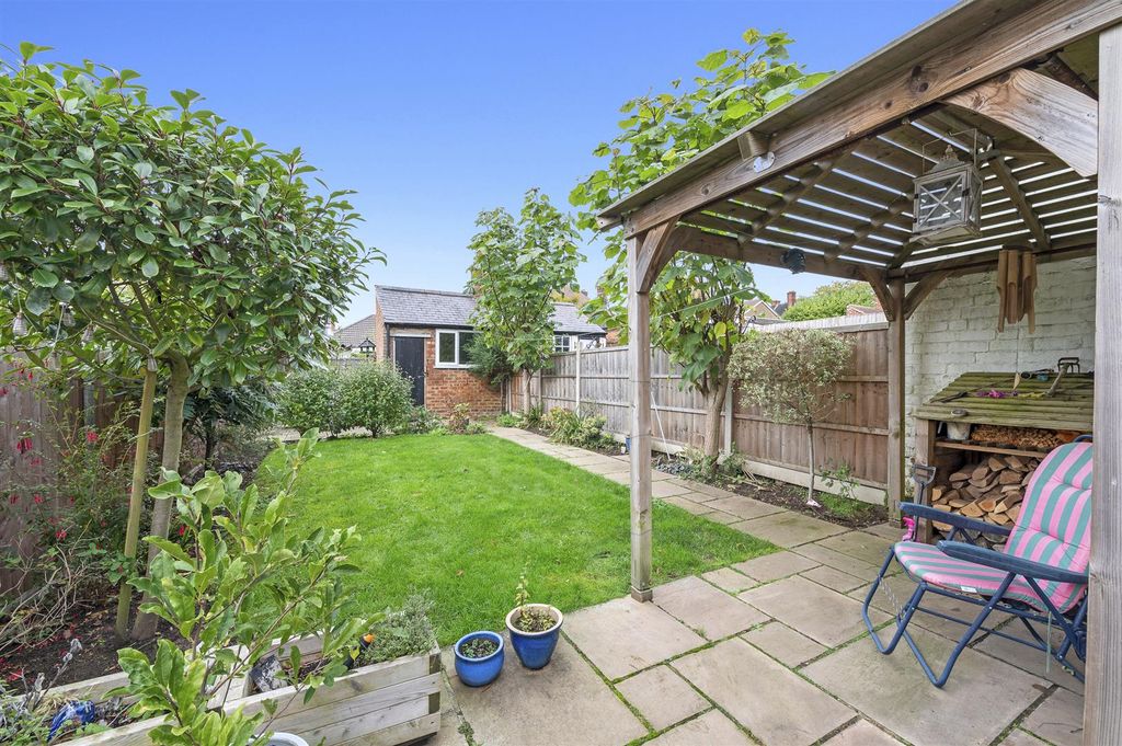 Property photo 2 of 19 Rear Garden