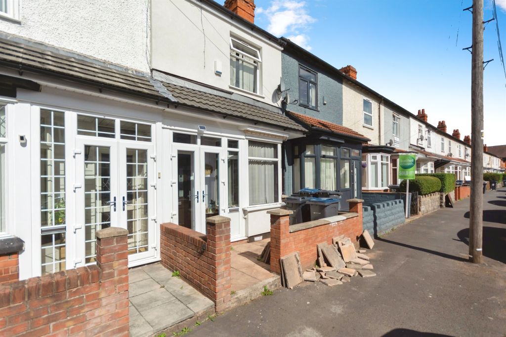 Property photo 1 of 17