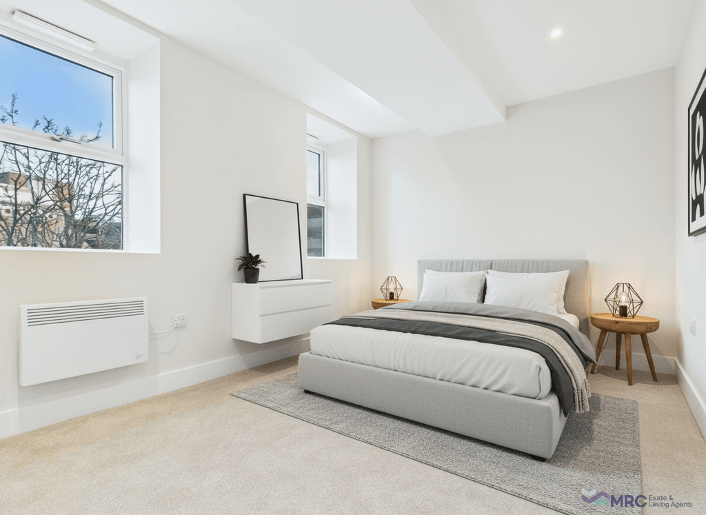 Property photo 3 of 19 Gallery