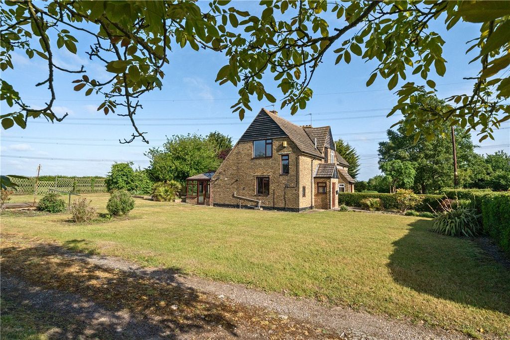 Property photo 1 of 20 Picture No. 01