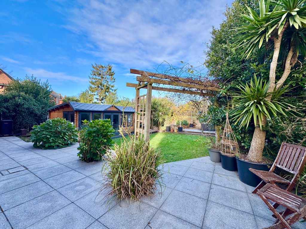 Property photo 3 of 38