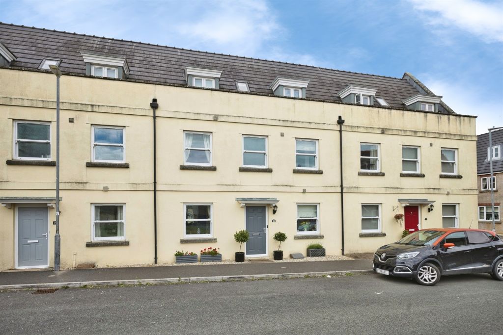 Property photo 1 of 24